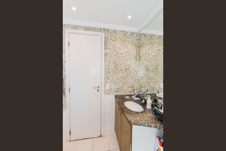 Apartamento à venda com 114m², 4 quartos e 2 vagasBanheiro da Suíte