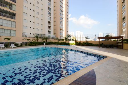 Apartamento à venda com 114m², 4 quartos e 2 vagasÁrea comum - Piscina