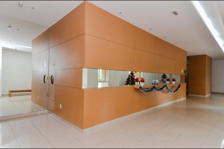 Apartamento à venda com 114m², 4 quartos e 2 vagasHall Social 