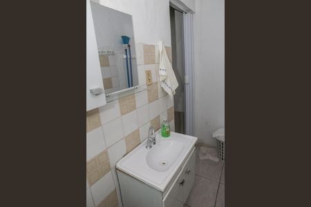 Casa à venda com 270m², 4 quartos e 2 vagas Casa à venda com 270m², 4 quartos e 2 vagasCasa 1 - Banheiro