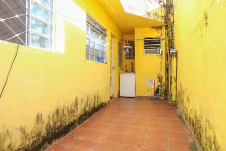 Casa à venda com 270m², 4 quartos e 2 vagas Casa à venda com 270m², 4 quartos e 2 vagasCorredor