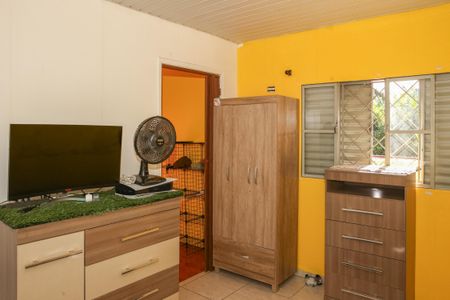 Casa à venda com 270m², 4 quartos e 2 vagas Casa à venda com 270m², 4 quartos e 2 vagasCasa 2 - Quarto 1