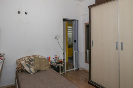 Casa à venda com 270m², 4 quartos e 2 vagas Casa à venda com 270m², 4 quartos e 2 vagasCasa 1 - Quarto