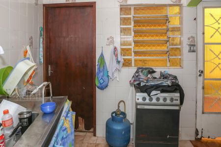 Casa à venda com 270m², 4 quartos e 2 vagas Casa à venda com 270m², 4 quartos e 2 vagasCasa 2 - Cozinha