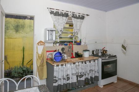 Casa à venda com 270m², 4 quartos e 2 vagas Casa à venda com 270m², 4 quartos e 2 vagasCasa 1 - Cozinha