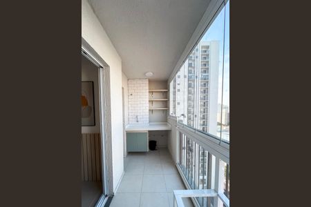 Apartamento para alugar com 43m², 2 quartos e sem vagaVaranda