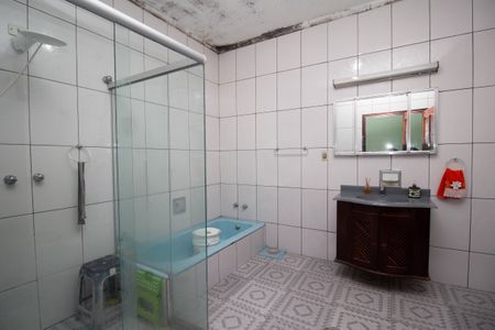 Casa à venda com 312m², 3 quartos e 3 vagasBanheiro Social