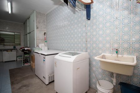 Casa à venda com 312m², 3 quartos e 3 vagasÁrea de Serviço