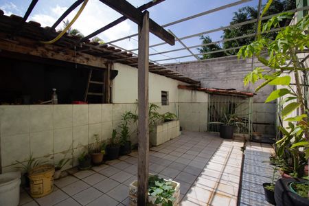 Casa à venda com 312m², 3 quartos e 3 vagasQuintal