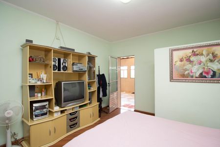 Casa à venda com 312m², 3 quartos e 3 vagasQuarto 3 - Suíte