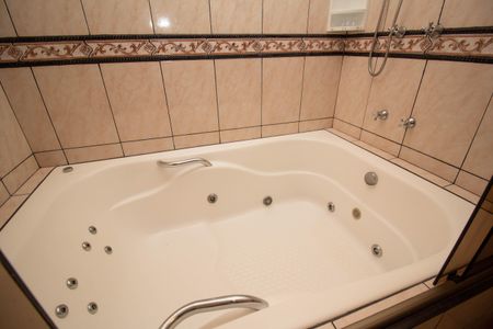 Casa à venda com 312m², 3 quartos e 3 vagasBanheiro da Suíte