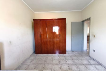 Casa à venda com 100m², 2 quartos e 3 vagasQuarto 2