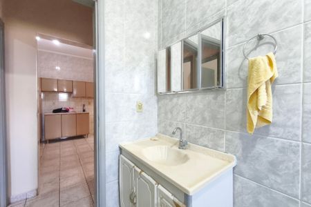 Casa à venda com 100m², 2 quartos e 3 vagasBanheiro