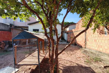 Casa à venda com 100m², 2 quartos e 3 vagasQuintal