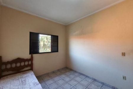 Casa à venda com 100m², 2 quartos e 3 vagasQuarto 2