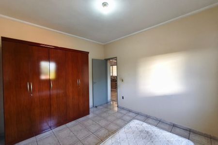 Casa à venda com 100m², 2 quartos e 3 vagasQuarto 2
