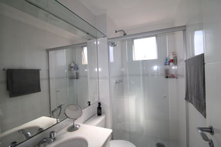 Apartamento à venda com 92m², 3 quartos e 2 vagasBanheiro '