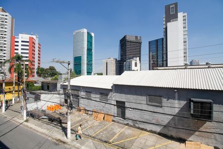 Vista de kitnet/studio para alugar com 1 quarto, 30m² em Pinheiros, São Paulo
