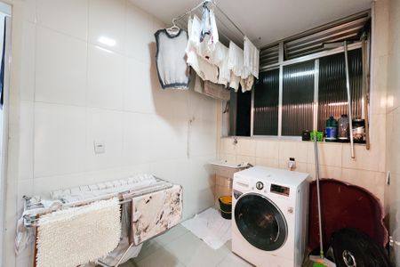 Apartamento para alugar com 118m², 2 quartos e 1 vaga Apartamento para alugar com 118m², 2 quartos e 1 vagaÁrea de Serviço