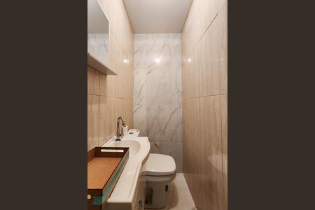 Apartamento para alugar com 118m², 2 quartos e 1 vaga Apartamento para alugar com 118m², 2 quartos e 1 vagaBanheiro de Serviço