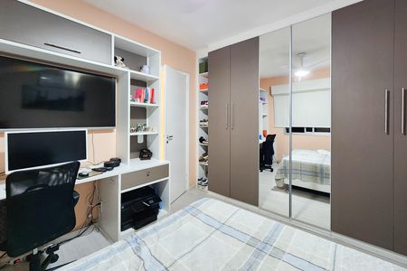 Apartamento para alugar com 118m², 2 quartos e 1 vaga Apartamento para alugar com 118m², 2 quartos e 1 vagaQuarto