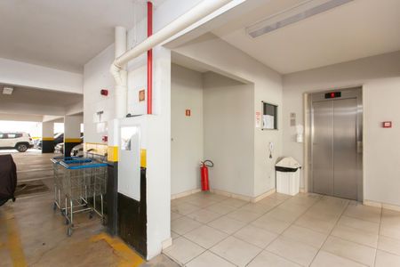 Apartamento à venda com 45m², 2 quartos e 1 vagaÁrea comum - Garagem 