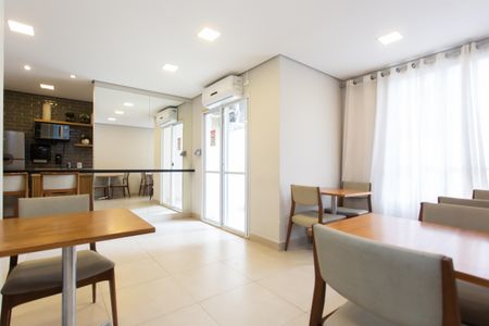 Apartamento à venda com 45m², 2 quartos e 1 vagaÁrea comum - Salão de festas