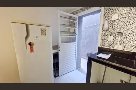 Studio de kitnet/studio para alugar com 1 quarto, 13m² em Jardim Taquaral, São Paulo