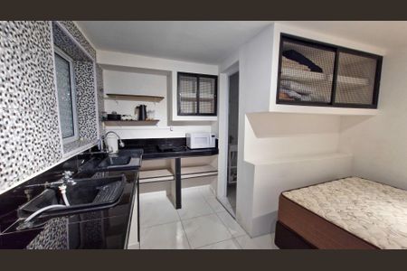 Studio de kitnet/studio para alugar com 1 quarto, 13m² em Jardim Taquaral, São Paulo