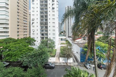 Apartamento à venda com 122m², 3 quartos e 2 vagasVaranda