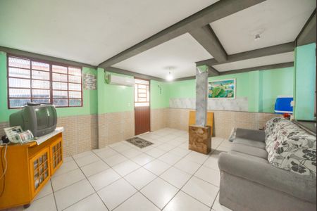 Casa para alugar com 100m², 3 quartos e 1 vagaSala
