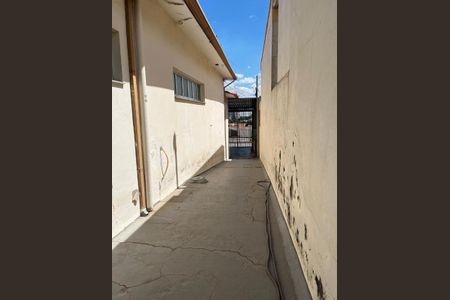 Casa à venda com 382m², 5 quartos e 3 vagasFoto 01