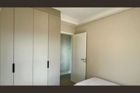 Apartamento à venda com 78m², 2 quartos e 1 vagaFoto 01
