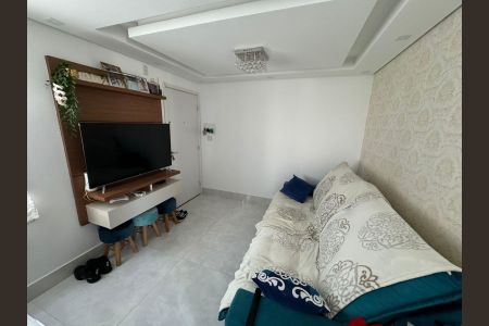 Apartamento para alugar com 47m², 2 quartos e 2 vagasSala