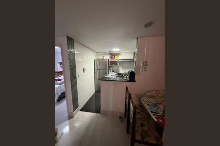 Apartamento para alugar com 47m², 2 quartos e 2 vagasCozinha