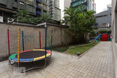 Apartamento à venda com 89m², 1 quarto e 2 vagas Apartamento à venda com 89m², 1 quarto e 2 vagasÁrea comum - Playground