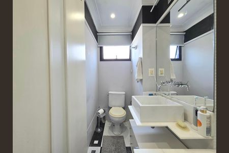 Apartamento à venda com 89m², 1 quarto e 2 vagas Apartamento à venda com 89m², 1 quarto e 2 vagasBanheiro da Suíte