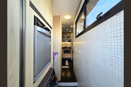 Apartamento à venda com 89m², 1 quarto e 2 vagas Apartamento à venda com 89m², 1 quarto e 2 vagasÁrea de Serviço