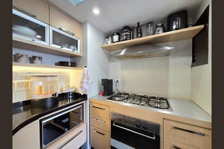 Apartamento à venda com 89m², 1 quarto e 2 vagas Apartamento à venda com 89m², 1 quarto e 2 vagasCozinha