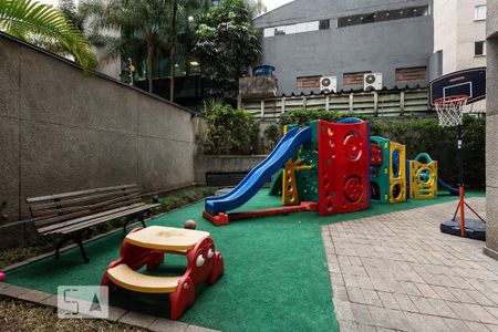 Apartamento à venda com 89m², 1 quarto e 2 vagas Apartamento à venda com 89m², 1 quarto e 2 vagasÁrea comum - Playground