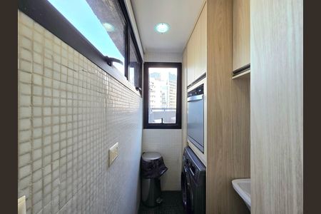 Apartamento à venda com 89m², 1 quarto e 2 vagas Apartamento à venda com 89m², 1 quarto e 2 vagasÁrea de Serviço