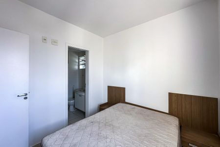 Apartamento para alugar com 64m², 3 quartos e 1 vagaSuíte