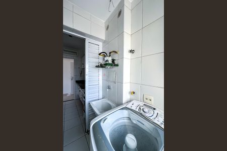 Apartamento para alugar com 64m², 3 quartos e 1 vagaÁrea de Serviço