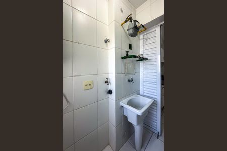 Apartamento para alugar com 64m², 2 quartos e 1 vagaÁrea de Serviço