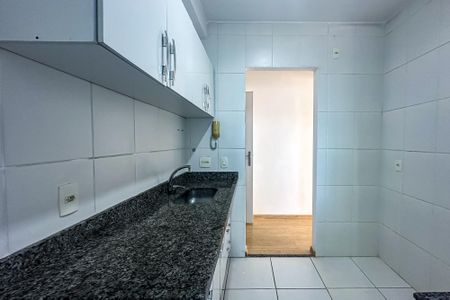 Apartamento para alugar com 64m², 2 quartos e 1 vagaCozinha