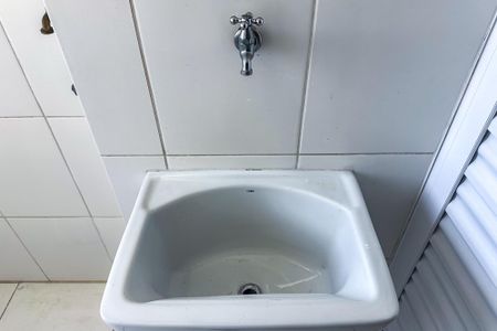 Apartamento para alugar com 64m², 2 quartos e 1 vagaÁrea de Serviço