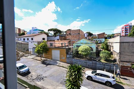 Vista do Quarto 1 de apartamento para alugar com 2 quartos, 93m² em Jardim Montanhês, Belo Horizonte