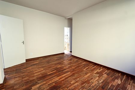 Sala de apartamento para alugar com 2 quartos, 93m² em Jardim Montanhês, Belo Horizonte