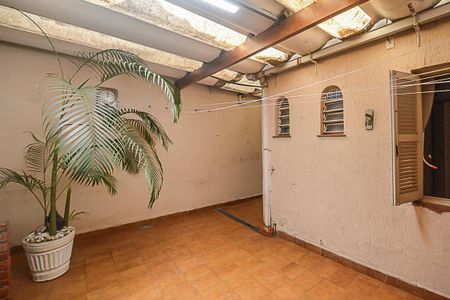 Casa à venda com 169m², 3 quartos e 2 vagas Casa à venda com 169m², 3 quartos e 2 vagasChurrasqueira