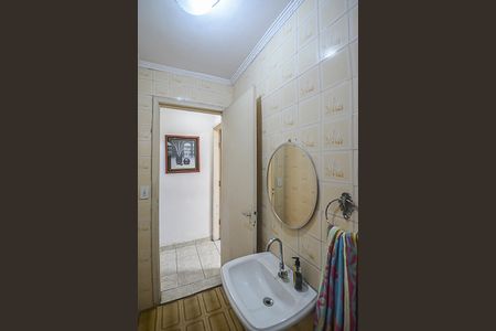 Casa à venda com 169m², 3 quartos e 2 vagas Casa à venda com 169m², 3 quartos e 2 vagasBanheiro 2